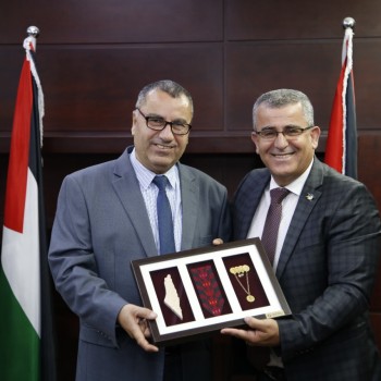  اتفاقية استثمار أرض وقفية